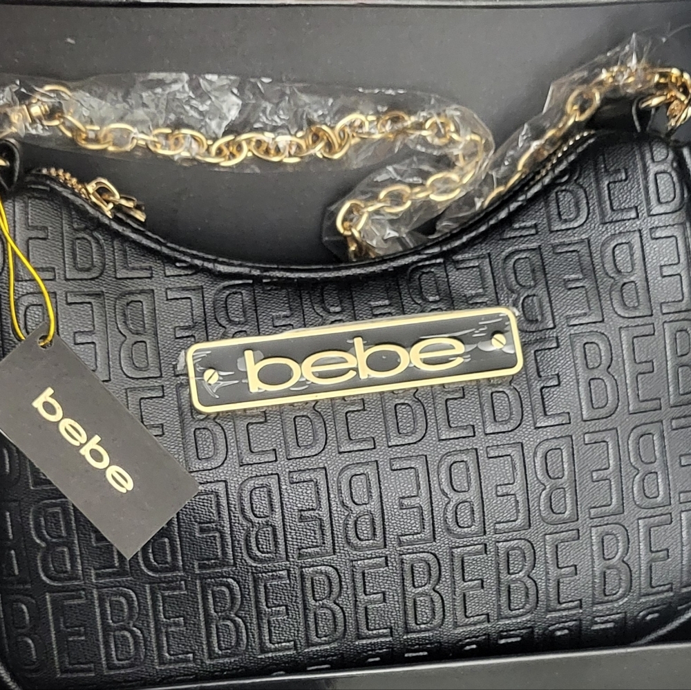 Bebe 5-Piece Crossbody Gift Set – Chic, Stylish & Ready to Shine! - Picture 4 of 6